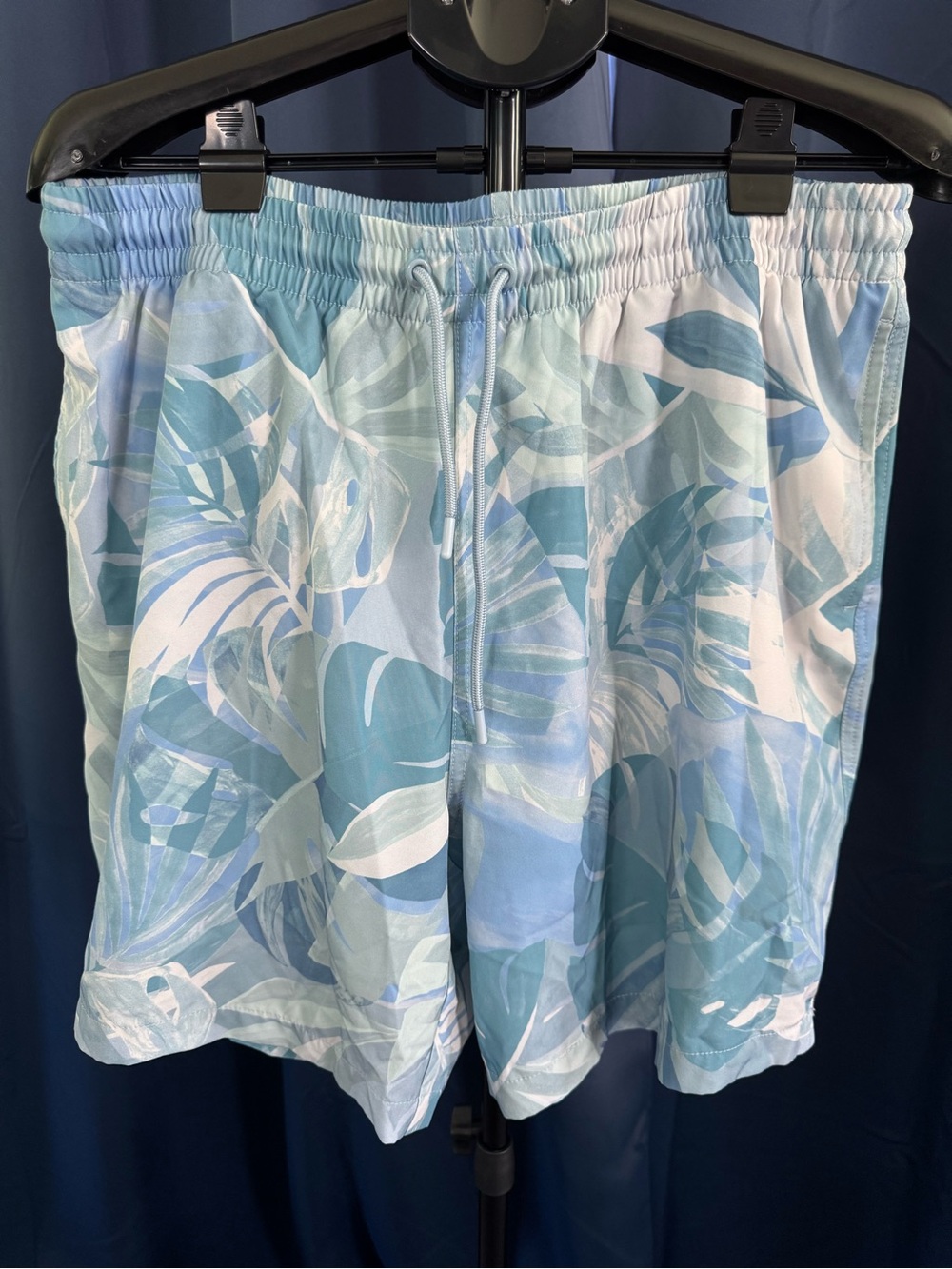 C & C California Men's Light Blue Tropical Print Swim Trunks Size 2XL Summer